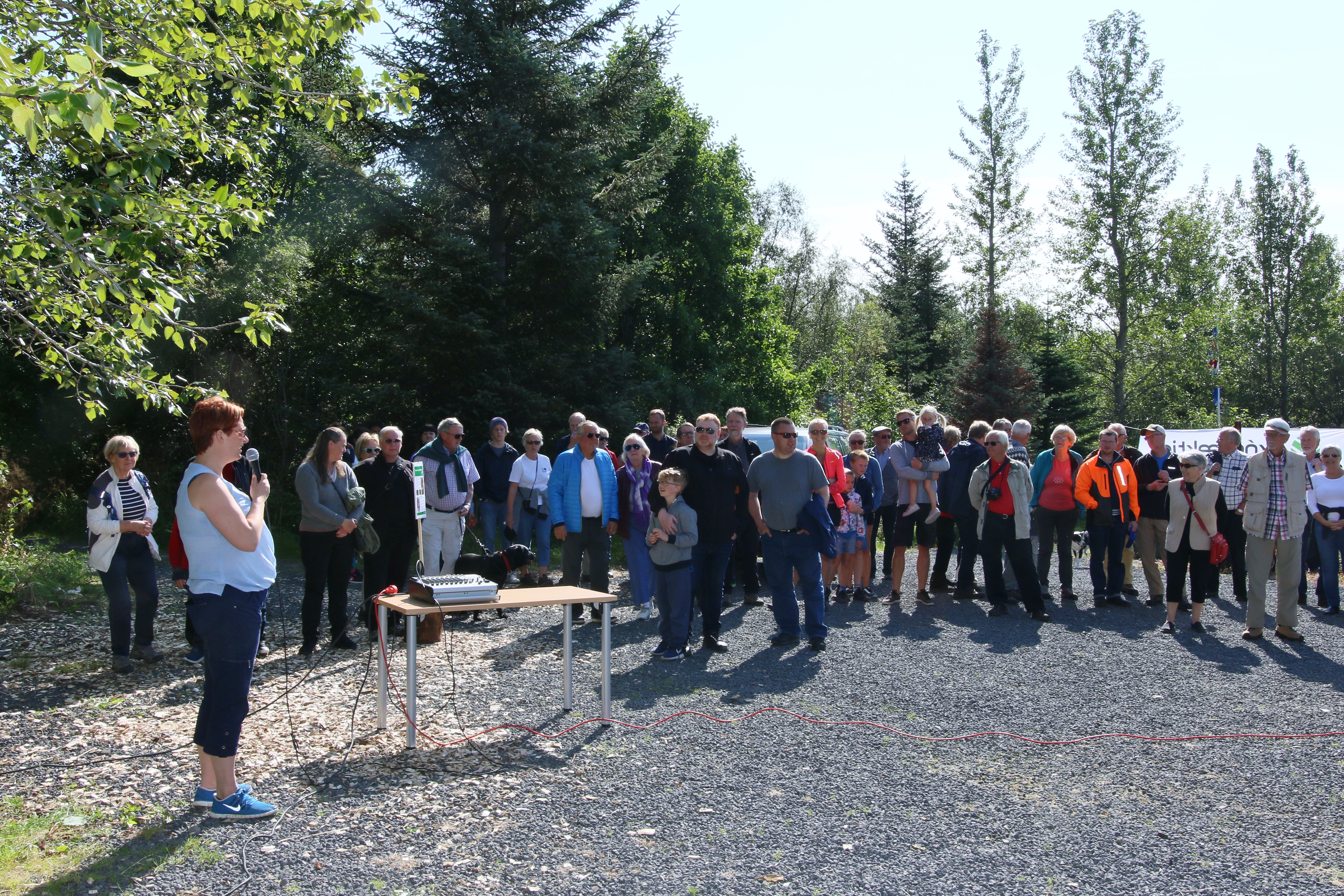 Frá skógardegi sem haldinn var í tilefni hálfrar aldar afmælis skógrannsókna á Mógilsá. Ljósmynd: Pétur Halldórsson