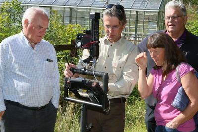 Forester Arnór Snorrason, responsible for the Icelandic Forest Inventory, shows a device for measuring trees.