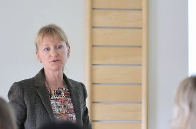 Professor Ulrika Egertsdotter presented the automated technology for SE plant production developed at Georgia Tech and supported by Swedish forestry industry, generating the hope that SE will soon become a viable method also for the Christmas tree industry.