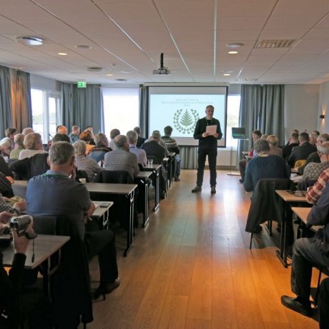 Jónatan Garðarsson, formaður SÍ, ávarpar gesti við upphaf fundar. Ljósmynd: Ragnhildur Freysteinsdóttir