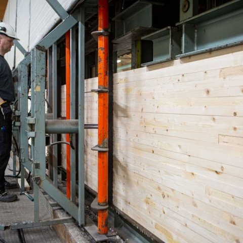 Fargið sett ofan á. Ljósmynd: Einar Bjarnason