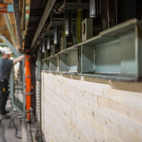 Plankarnir þrýstast saman. Ljósmynd: Einar Bjarnason