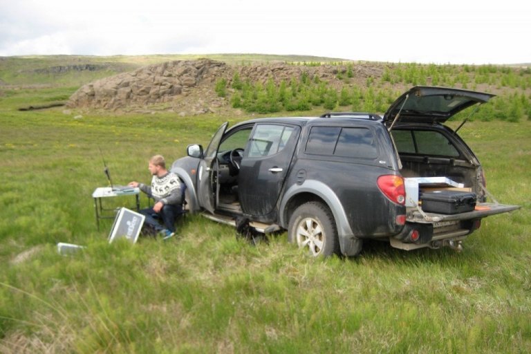 Pål Hanssen við kortlagningu skóga með dróna á Héraði í ágúst 2015.
