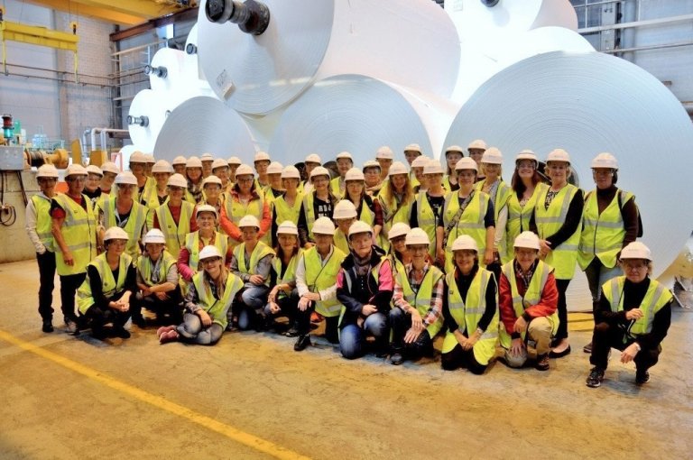 Landsþingsfulltrúar í skoðunarferð í lífmassaverksmiðju Borregaard.<br />
Mynd: Kvinner i skogbruket