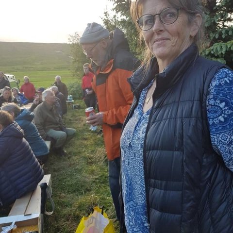 Maríanna Jóhannsdóttir, formaður Félags skógarbænda á Austurlandi, lítur í auga myndavélarinnar hjá Jóhanni Þórhallssyni