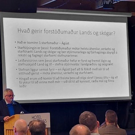 Ágúst Sigurðsson, forstöðumaður Lands og skógar, lýsir hlutverki forstöðumanns. Ljósmynd: Hreinn Óskarsson