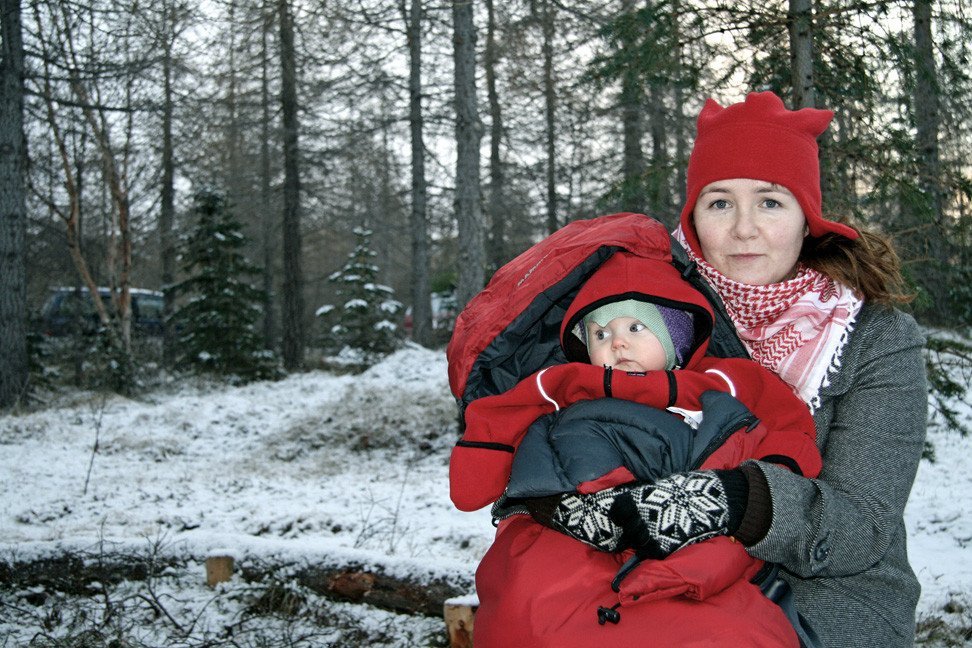 Starfsfólk SR á Austurlandi og fjölskyldur í Hallormsstaðaskógi á aðventu 2008