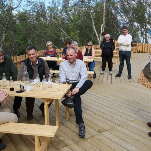 Ráðherra og fylgdarfólki þakkað fyrir komuna. Ljósmynd: Pétur Halldórsson
