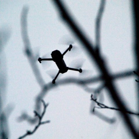 Dróninn á vakt. Ljósmynd: Ólafur Oddsson