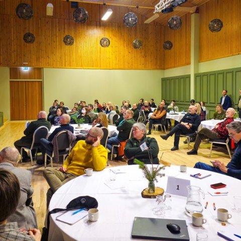 Starfsfólk Skógræktarinnar við upphaf síðasta starfsmannafundarins. Ljósmynd: Pétur Halldórsson