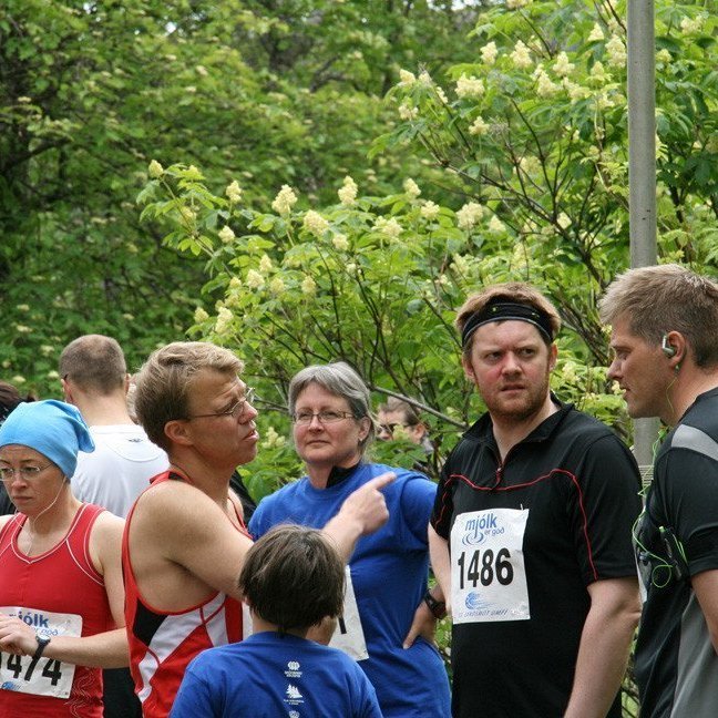 Hlauparar tilbúnir í slaginn.