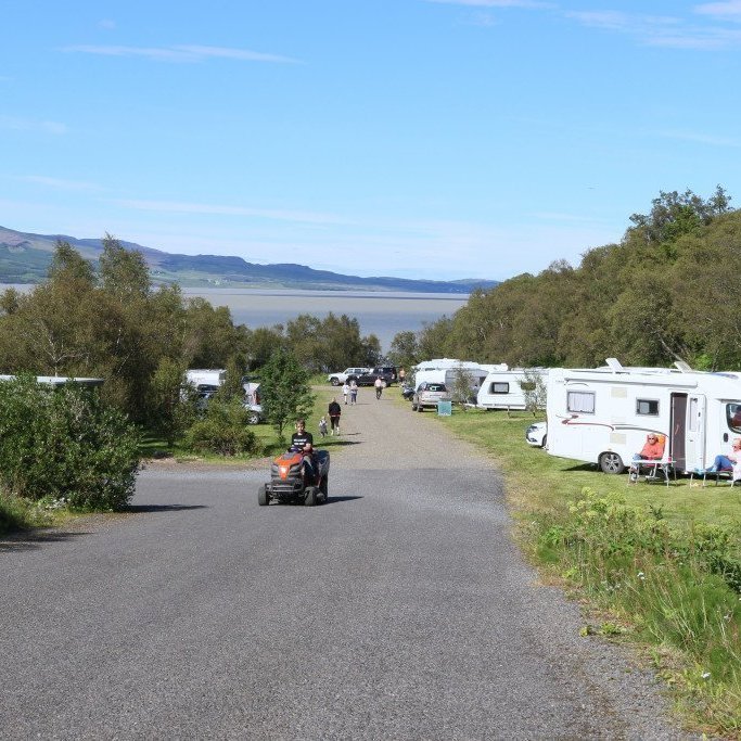 Frá Höfðavík. Lögurinn og Fellin handan hans í baksýn.  Ljósmynd: Pétur Halldórsson