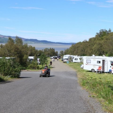 Frá Höfðavík. Lögurinn og Fellin handan hans í baksýn.  Ljósmynd: Pétur Halldórsson