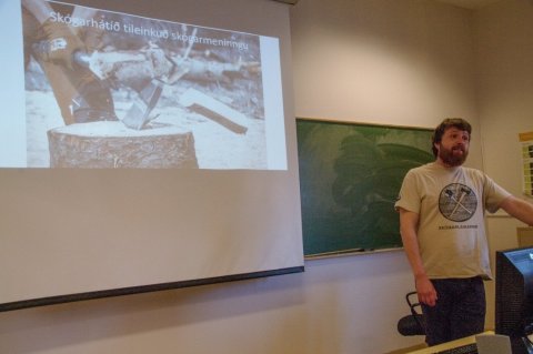 Gústaf Jarl Viðarsson, skógarvörður í Heiðmörk.