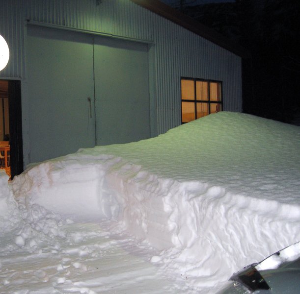 Tæplega metersdjúpur jafnfallinn snjór í Vaglaskógi