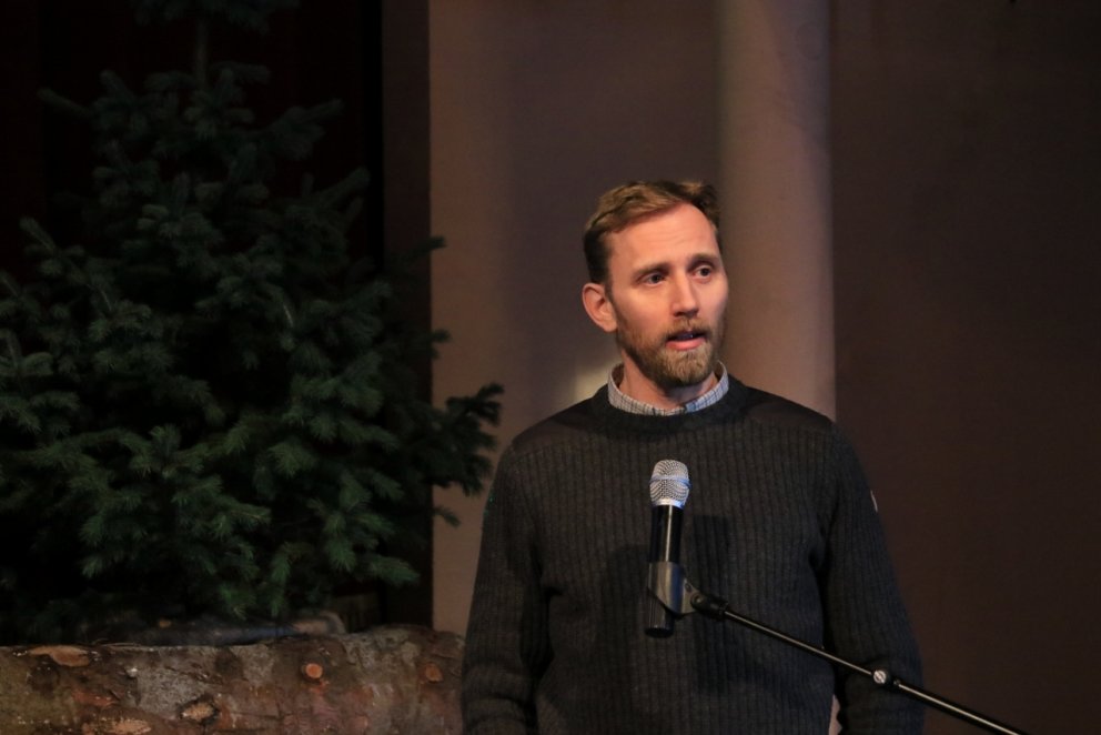 Björn Traustason flytur erindi sitt á ráðstefnunni á Egilsstöðum.