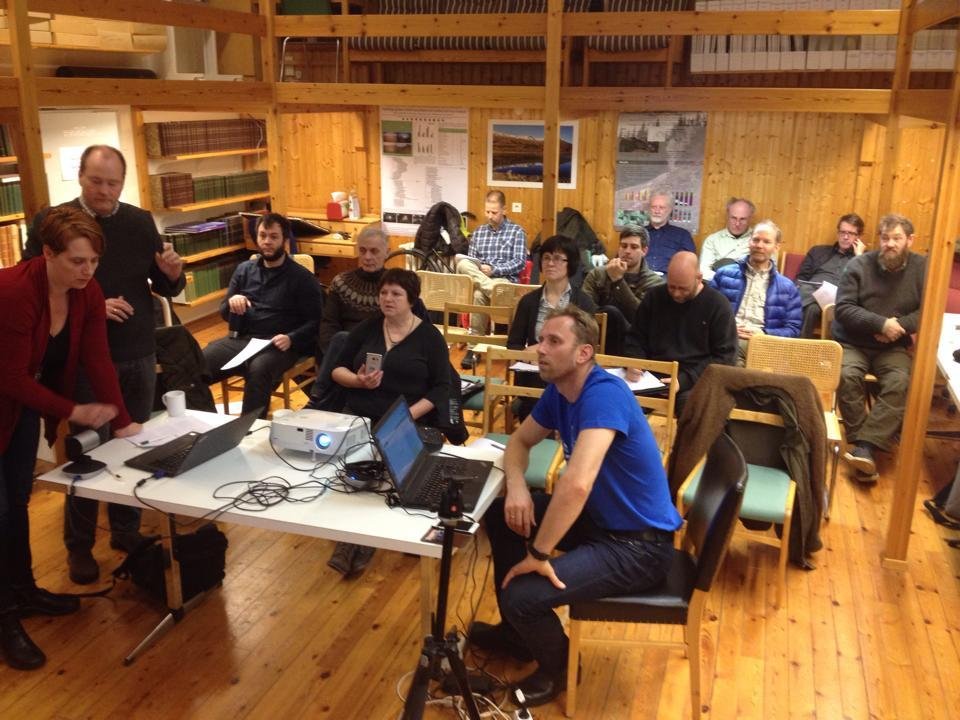 Frá Mógilsá í morgun þegar námskeiðið var að hefjast. Starfsfólk Skógræktarinnar af Vestur- og Suður…