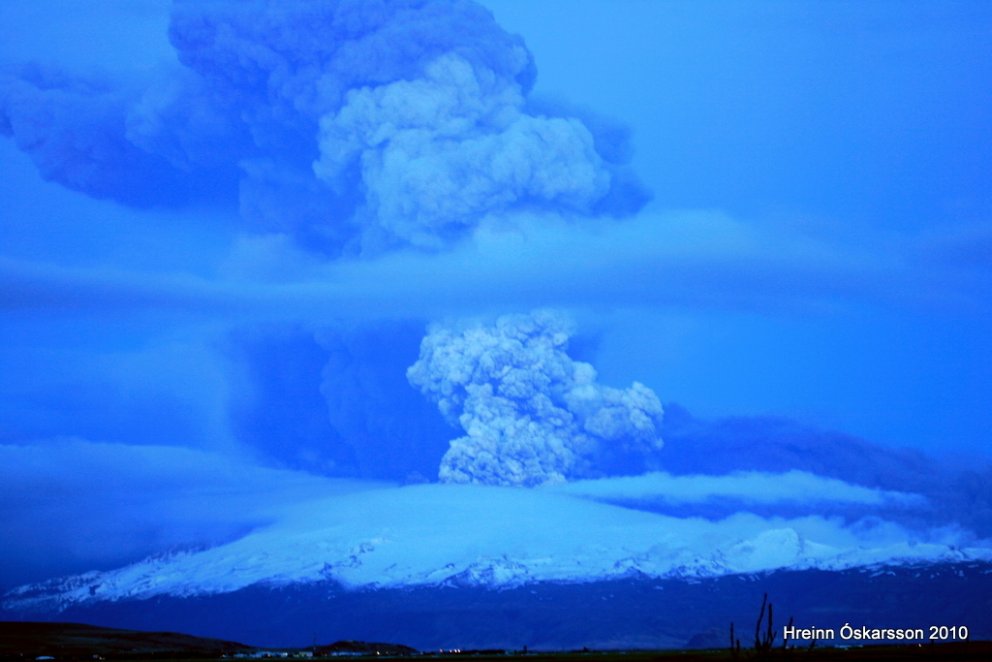 Hlustað eftir eldgosum í
skógum