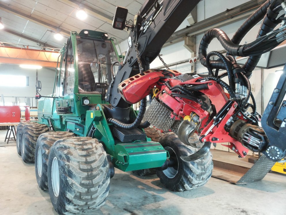 Ný skógarhöggsvél á Héraði