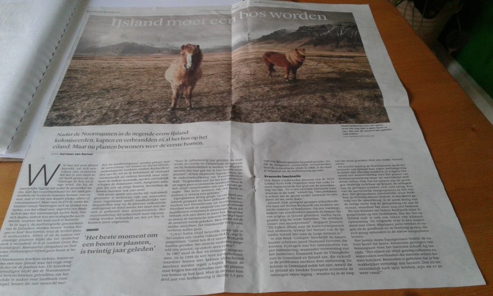 Mynd af greininni í hollenska blaðinu De Trouw sem birtist 30. september 2015.