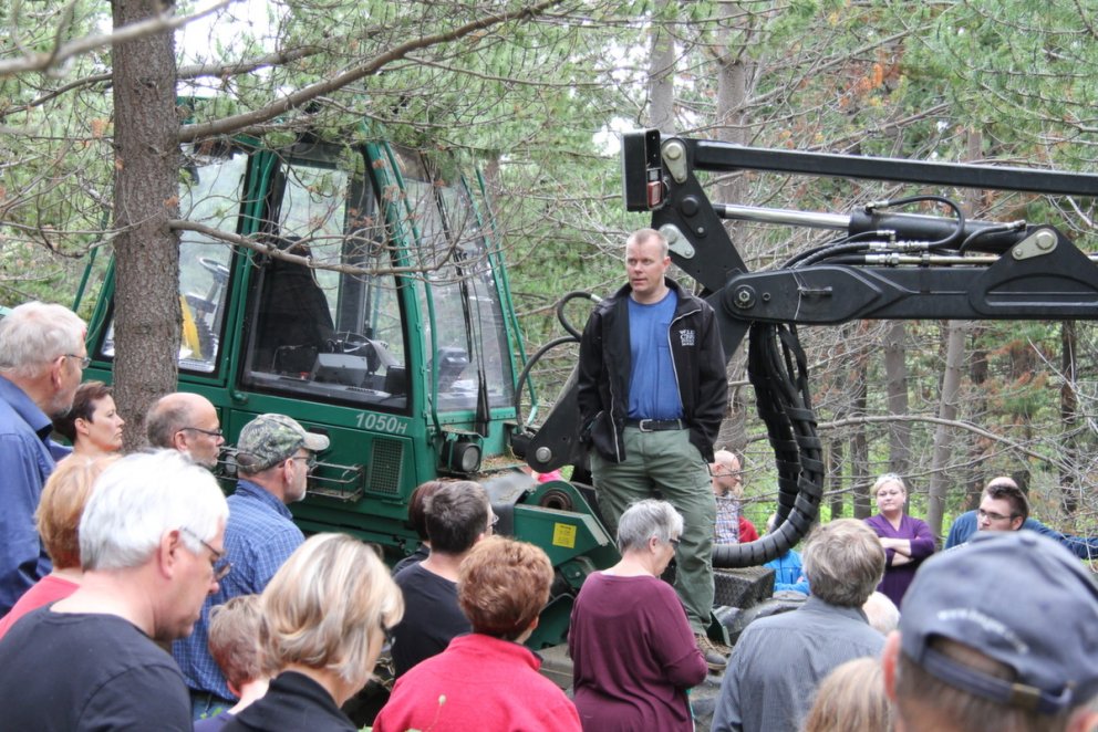 Vel heppnaður skógardagur á Vöglum