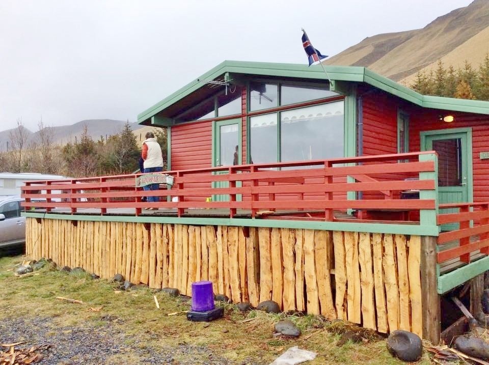 Klæðning úr&nbsp;bergfuruviði