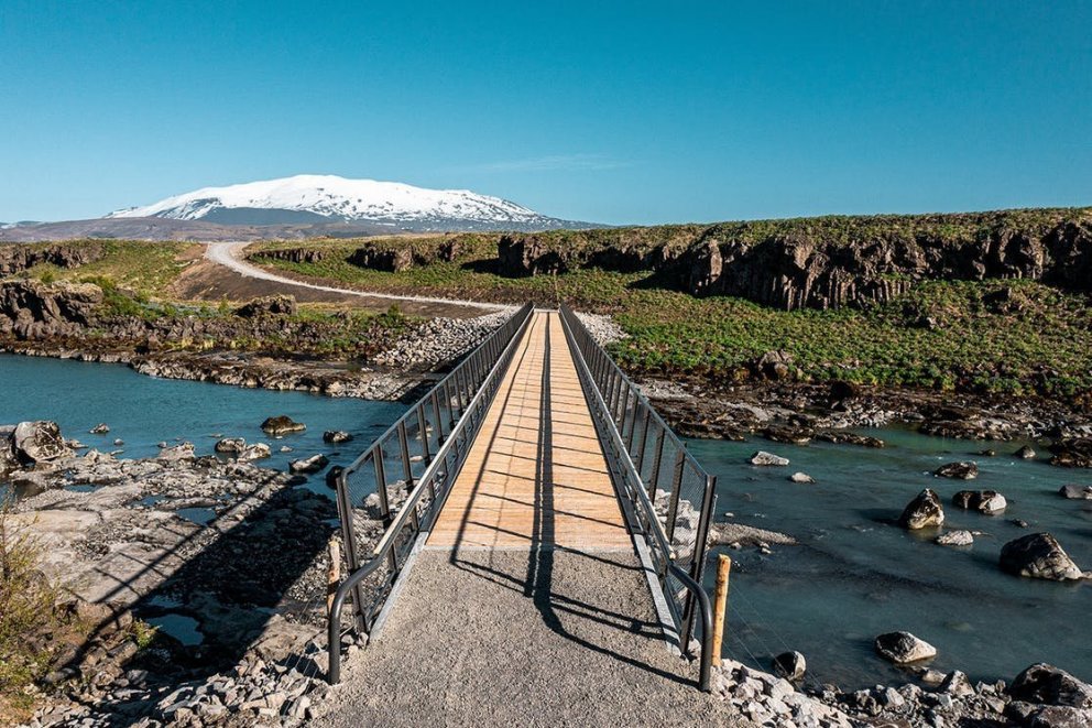 Nýja Þjórsárbrúin við Búrfell. Ljósmynd af vef Rangárþyngs ytra