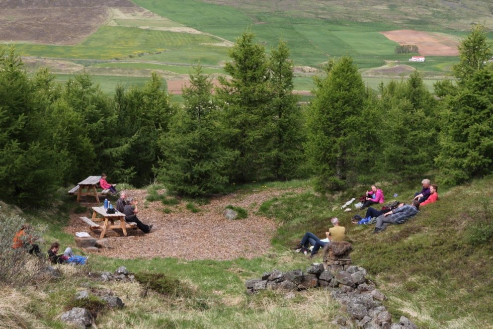 Til að minnka loftslagsáhrif ferðalaga er að sjálfsögðu hægt að ferðast minna og að því ættu allir a…