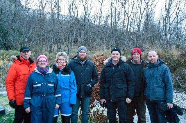 Fræðslunefndin í góðu skjóli. Frá vinstri: Björn B. Jónsson, Sigríður Sigurfinnsdóttir, Guðríður Hel…