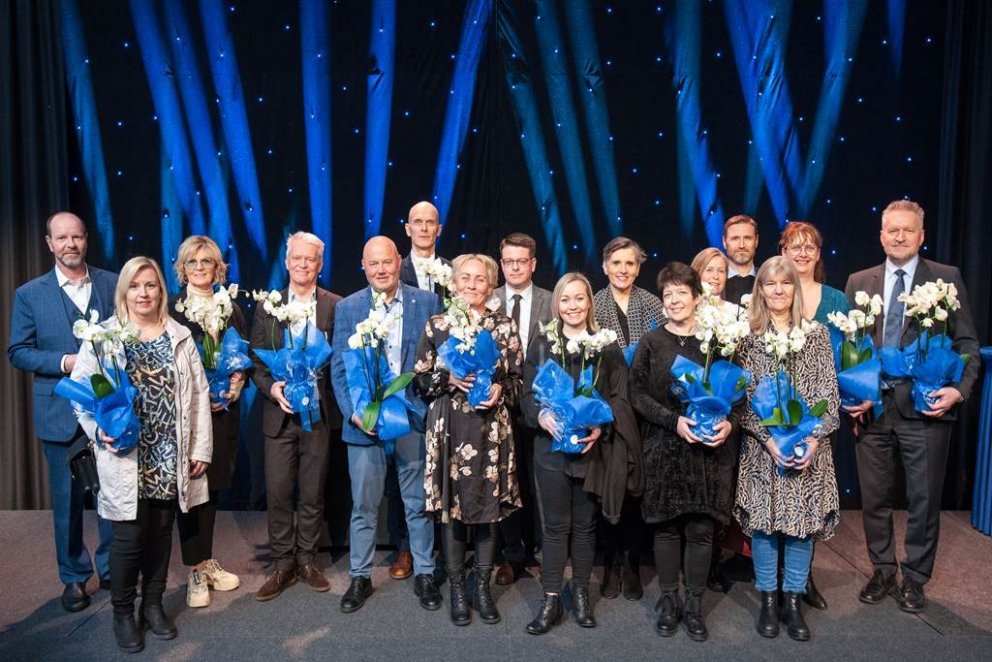 Frá afhendingu viðurkenninga á hátíð Sameykis. Edda Sigurdís Oddsdóttir, sviðstjóri rannsóknasviðs S…