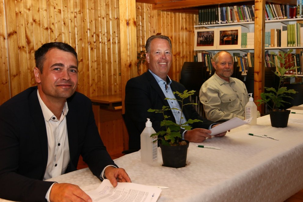 Guðmundur Sigbergsson, framkvæmdastjóri Loftslagsskrár Íslands, Eggert Þór Kristófersson, forstjóri …