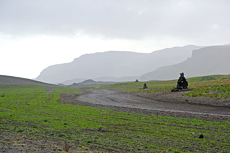 Uppgræðla við Reykholt. Leiðin upp á Sprengisand sem vörðuð var upphaflega sumrin 1905-1906 af Jóni &hellip;